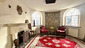 Sitting Room- click for photo gallery